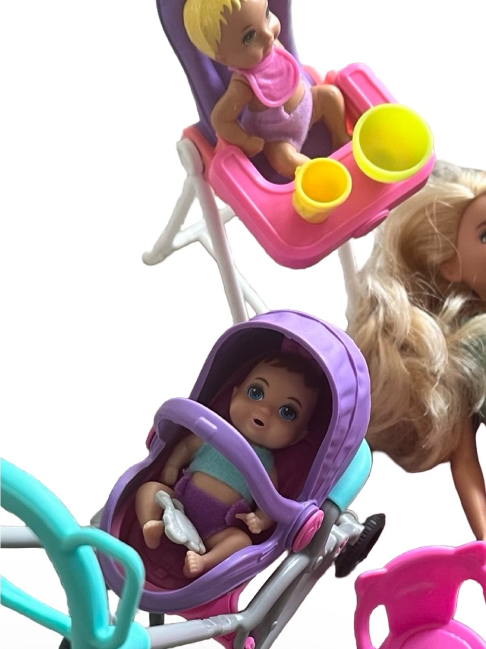 Barbie Doll Babysitter and Baby Dolls and Accessories Lot - Picture 7 of 9